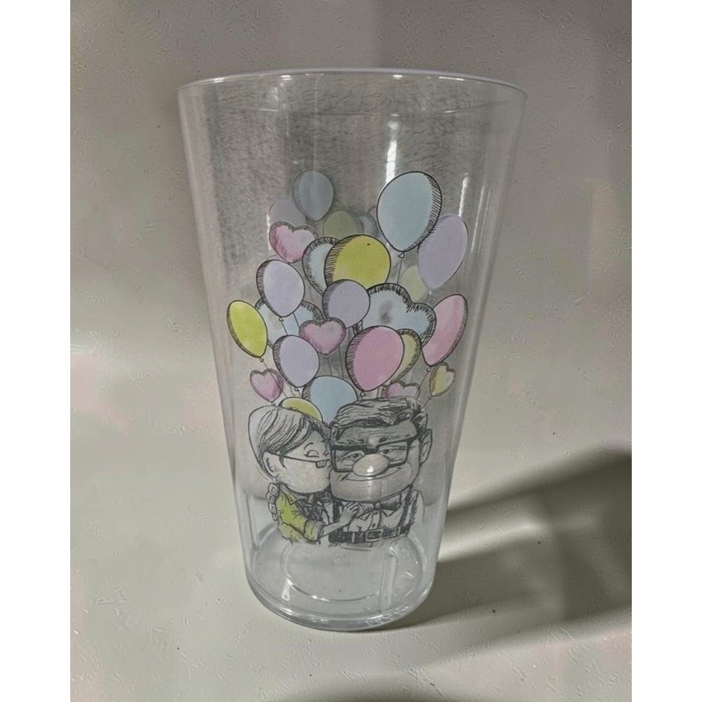 Disney Pixar Up Carl Ellie Love 24 oz Clear Tritan Cup Balloons